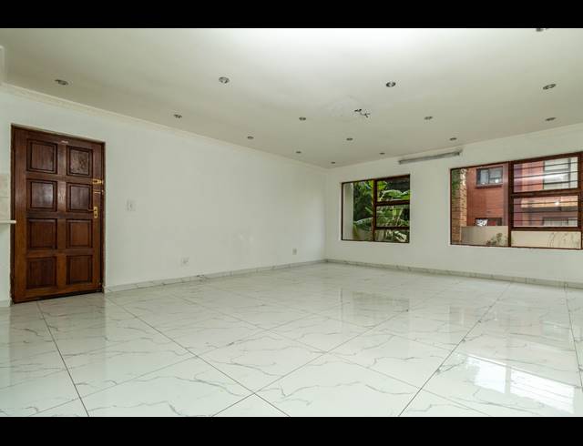 3 BEDROOM APARTMENT RENTED IN MORNINGSIDE